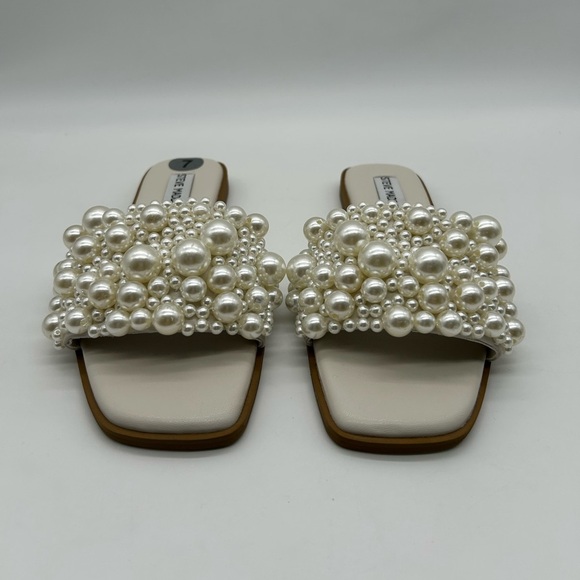 Steve Madden Beaded Sandals Women’s Size 7M Faux Pearl Vegan Bridal Flats NWOB - Picture 5 of 9